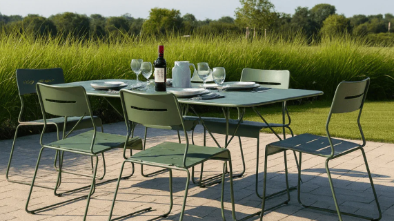 Outdoor Dining Set Size Guide: 4 vs 6 vs 8 Seater (Plus Space Planning)