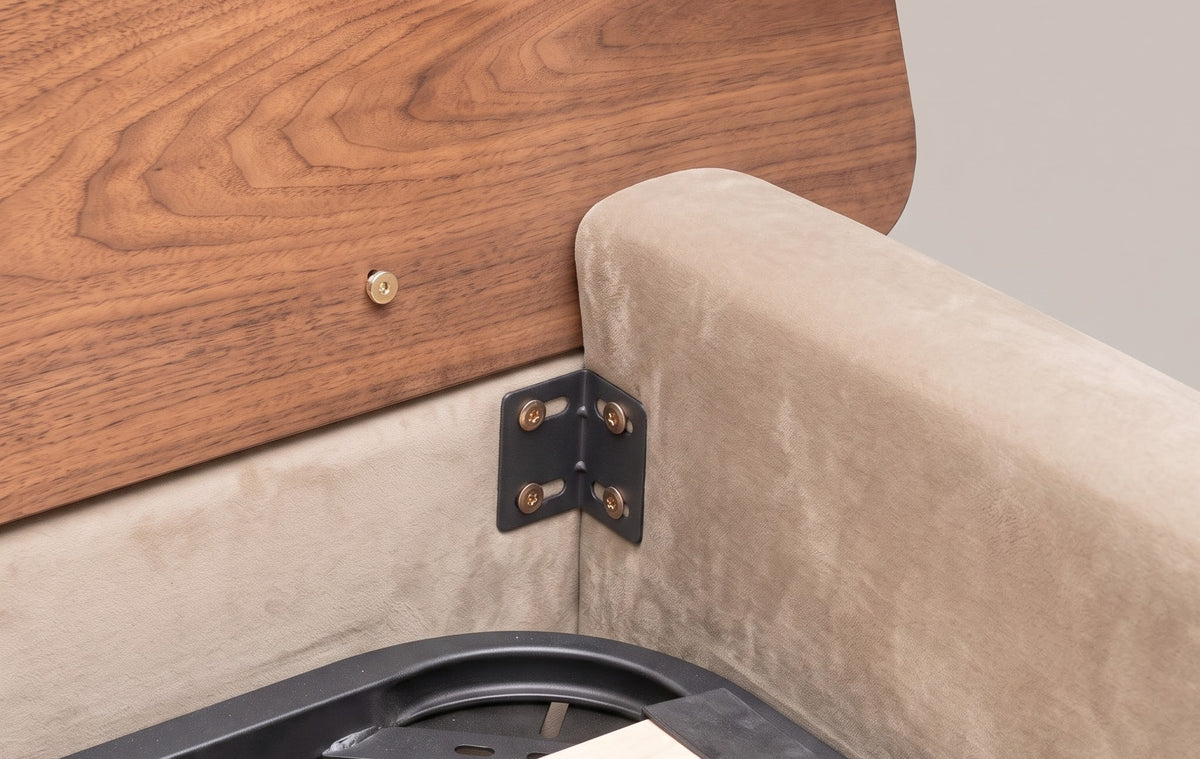 Frankie Queen Bed in Natural velvet, headboard bracket and walnut grain close-up