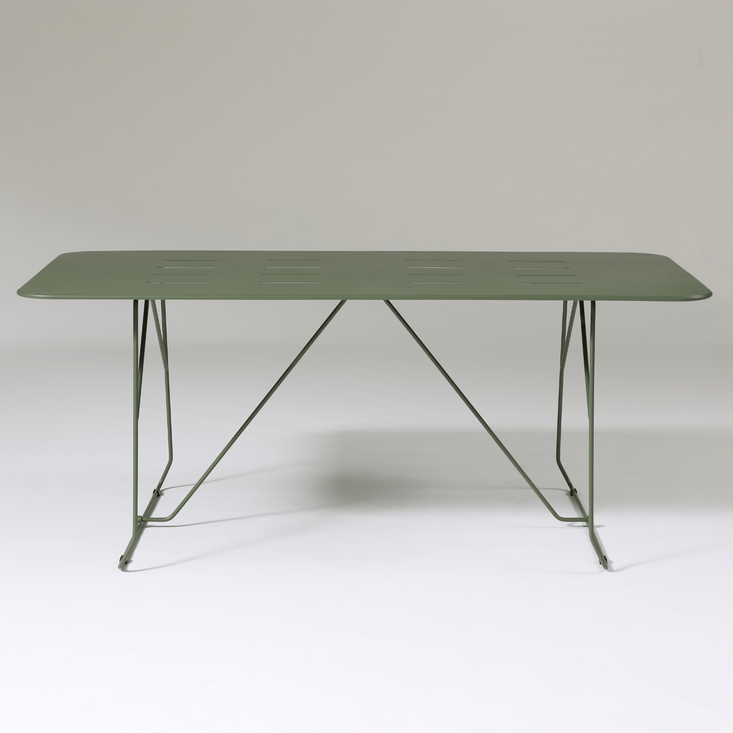 Seek & Ramble Armchair Parco Outdoor 180cm Dining Table Olive