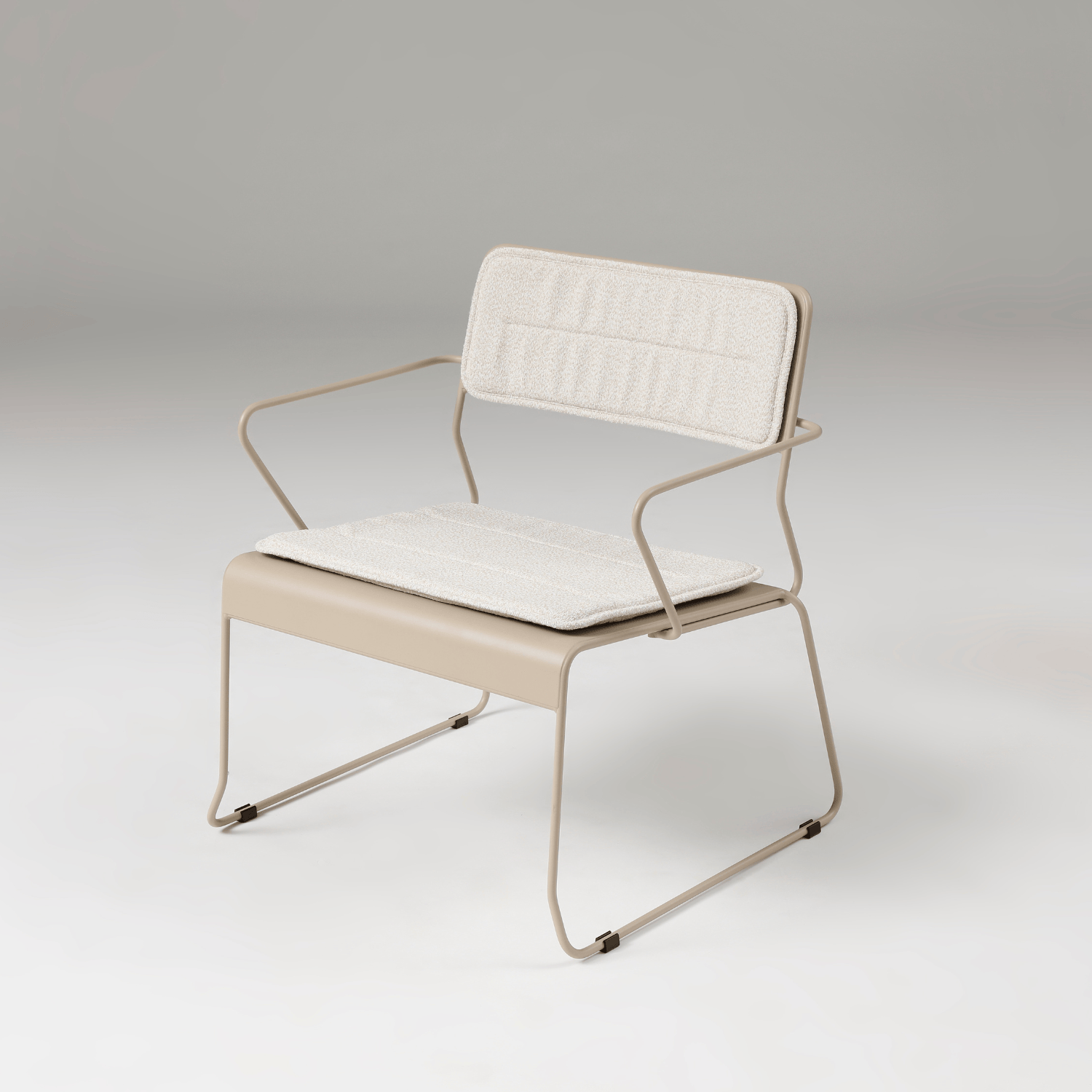 Seek & Ramble Armchair Single / With Cushion Parco Outdoor Lounge Armchair Sand