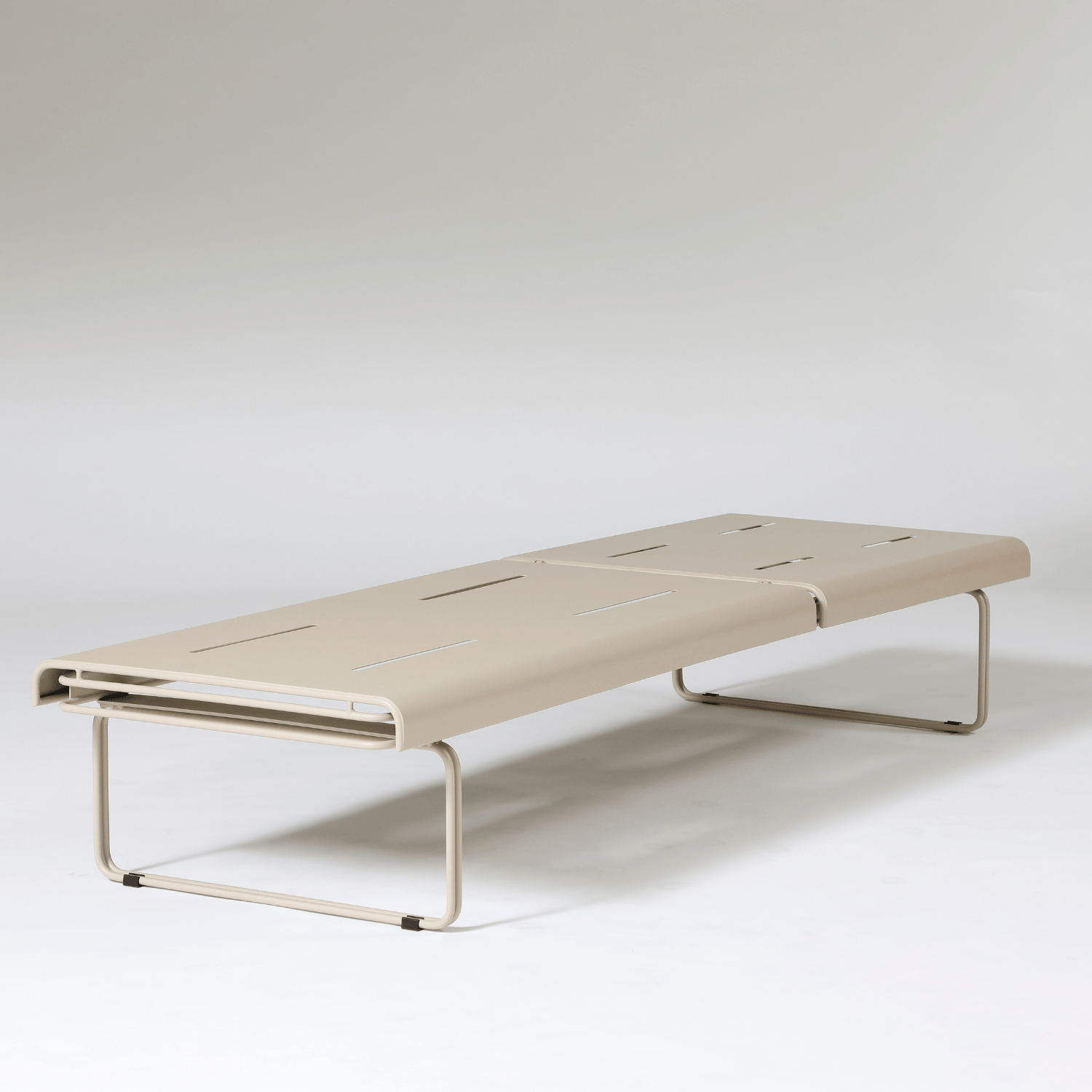 Seek & Ramble Sunbed Parco Outdoor Sun Bed Sand