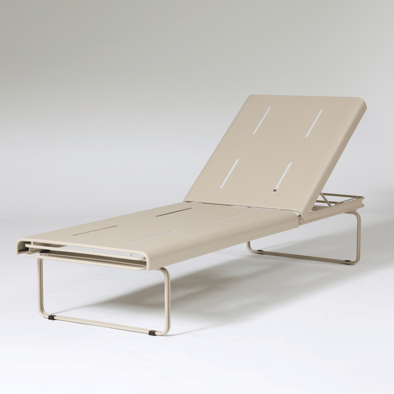 Seek & Ramble Sunbed Without Cushion Parco Outdoor Sun Bed Sand