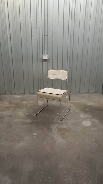 Parco dining chair, sand with boucle cushion