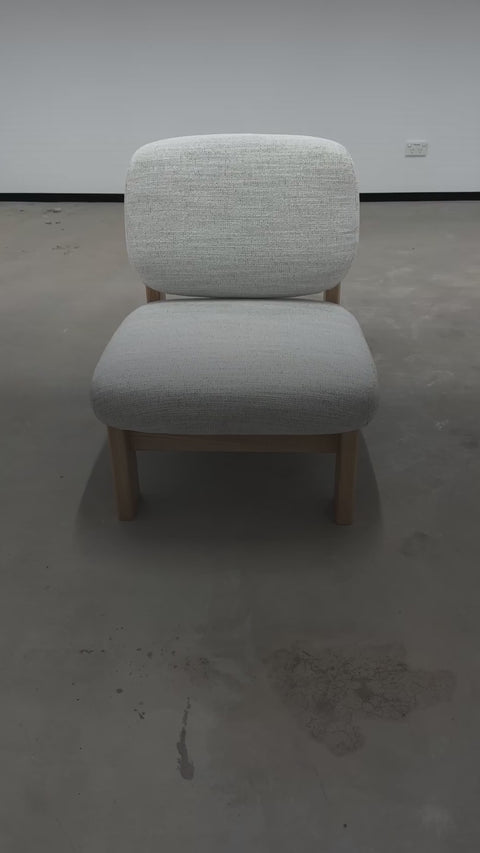 Xara occasional chair, pepper