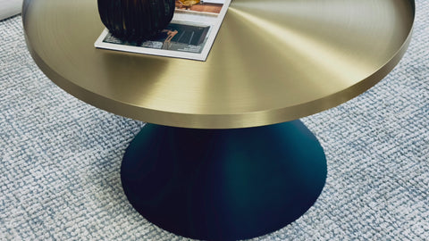 Lloyd coffee table - real light