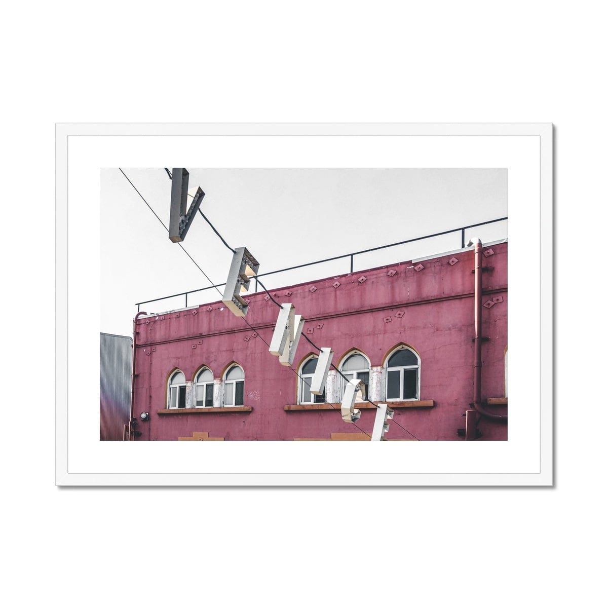 Seek & Ramble Framed A4 Landscape (29x21cm) / White Frame Venice Beach Sign  Framed & Mounted Print